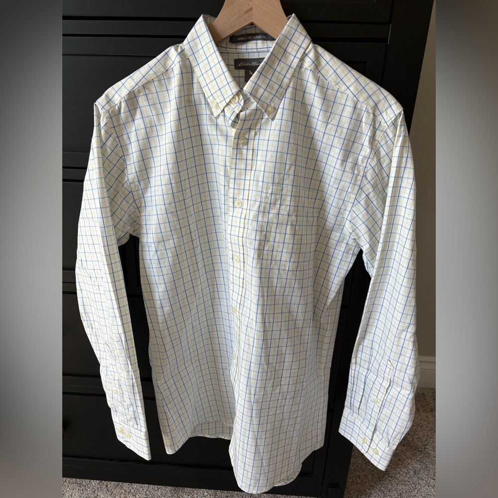 Men's White and Blue Checkered Shirt